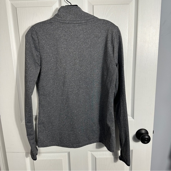 PINK Ultimate 1/2 zip pullover lightweight activewear sweater, size M - Picture 9 of 11